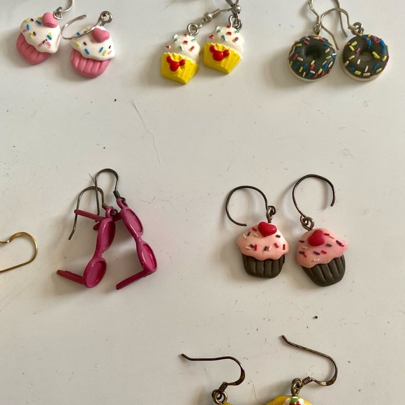 Hand Made sterling silver Earrings, Christmas, Snowmen,Donuts, Cupcakes and more - Picture 13 of 16